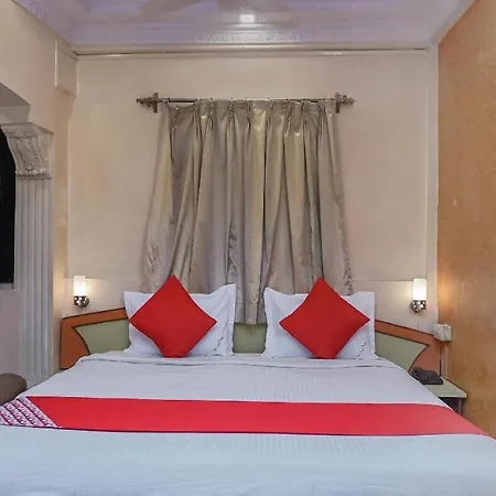 Hotel Tushar-2